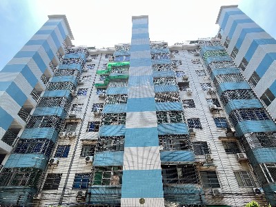 深圳龙岗区：既有住宅加装电梯完工109个，走在全市前列。